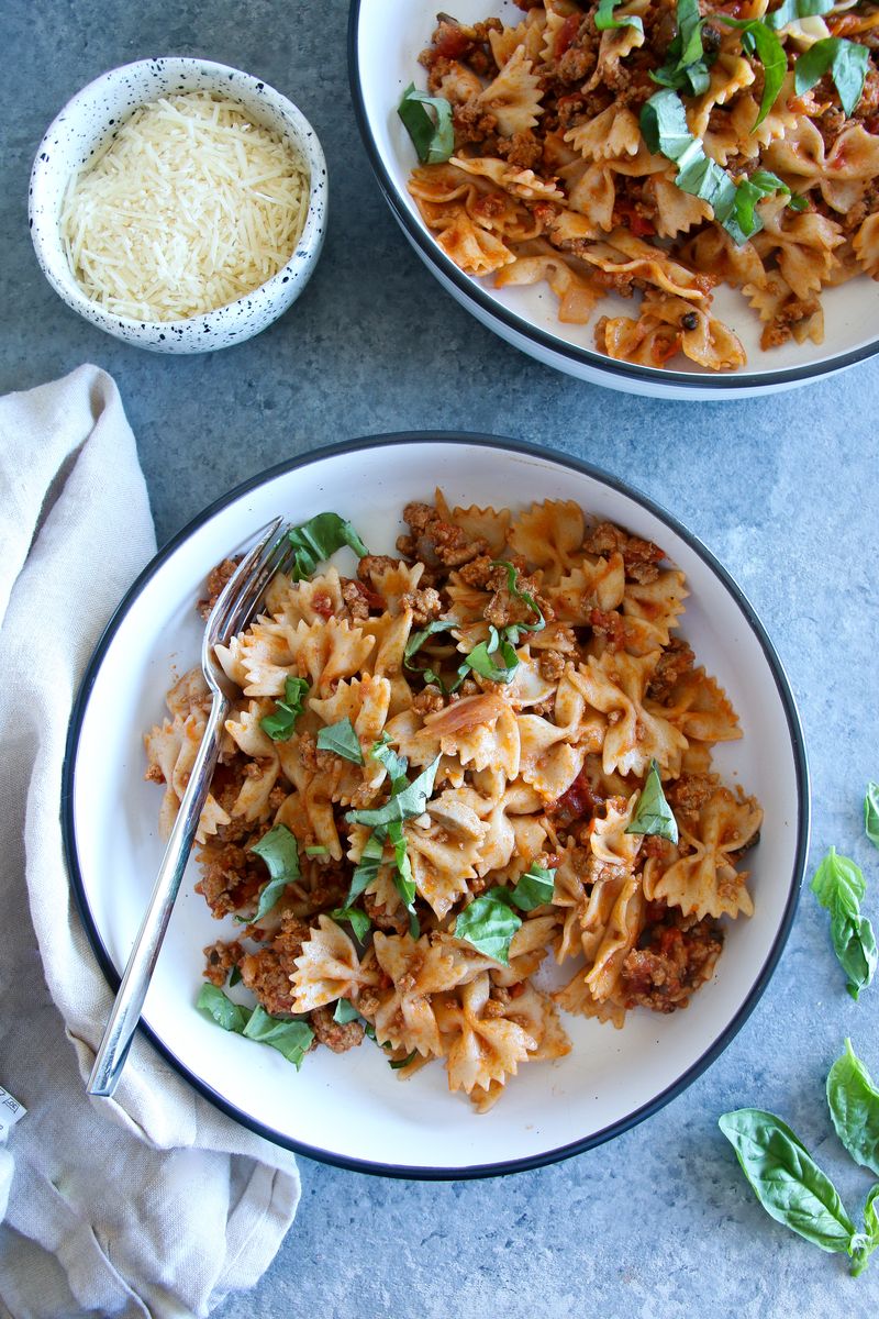 Healthy, Creamy Ground Turkey Pasta