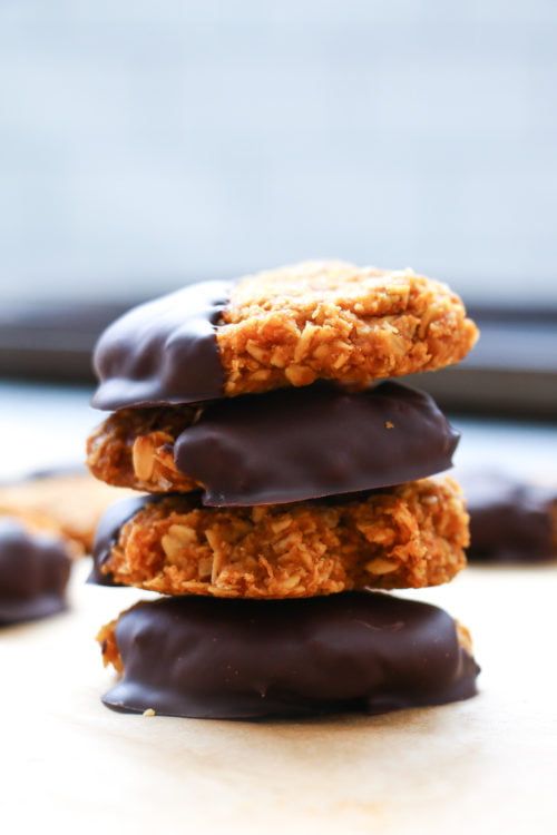 No-Bake Chocolate & Pumpkin Cookies